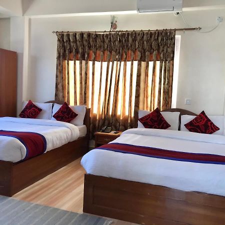 Hotel Asia Pokhara Bagian luar foto