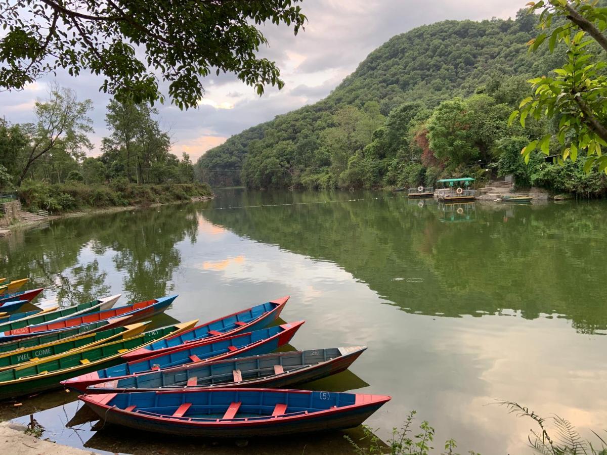 Hotel Asia Pokhara Bagian luar foto