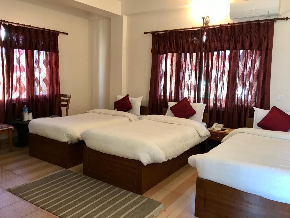 Hotel Asia Pokhara Bagian luar foto