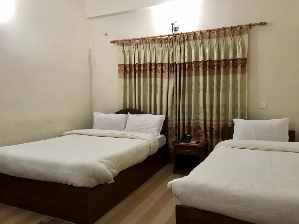 Hotel Asia Pokhara Bagian luar foto