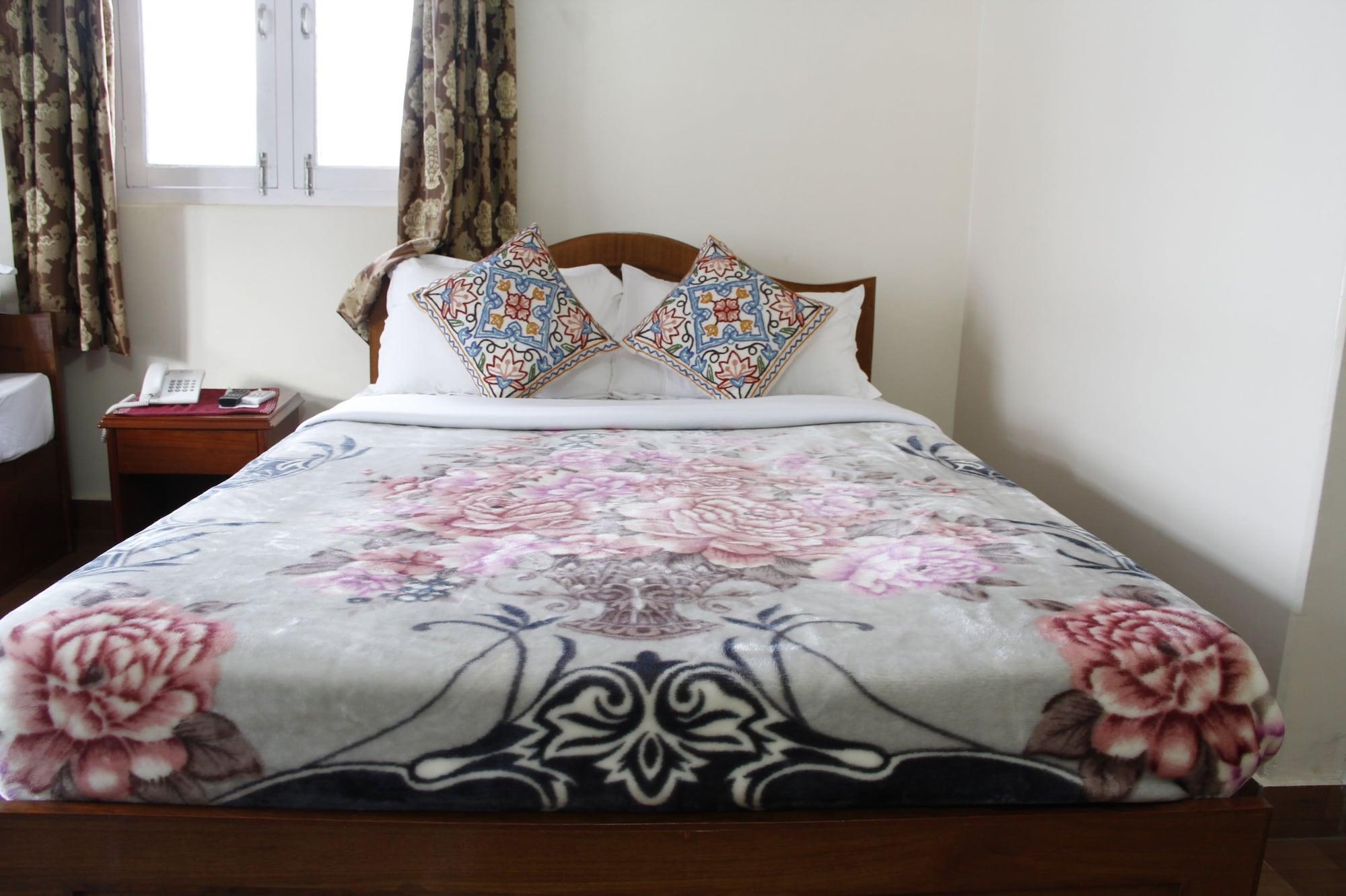 Hotel Asia Pokhara Bagian luar foto