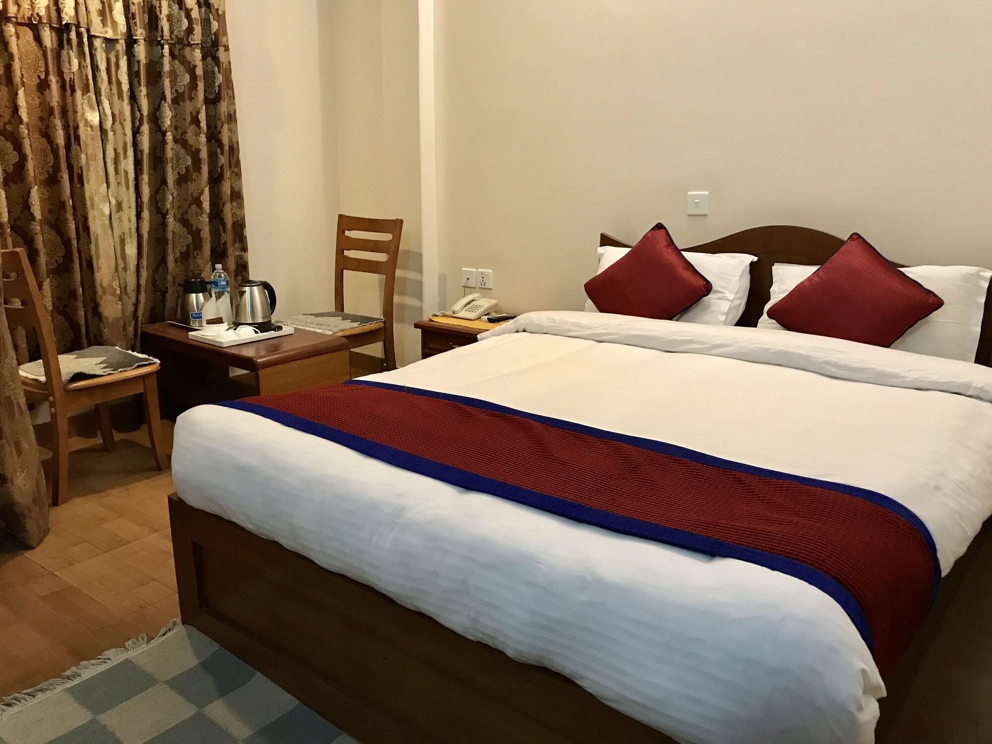 Hotel Asia Pokhara Bagian luar foto