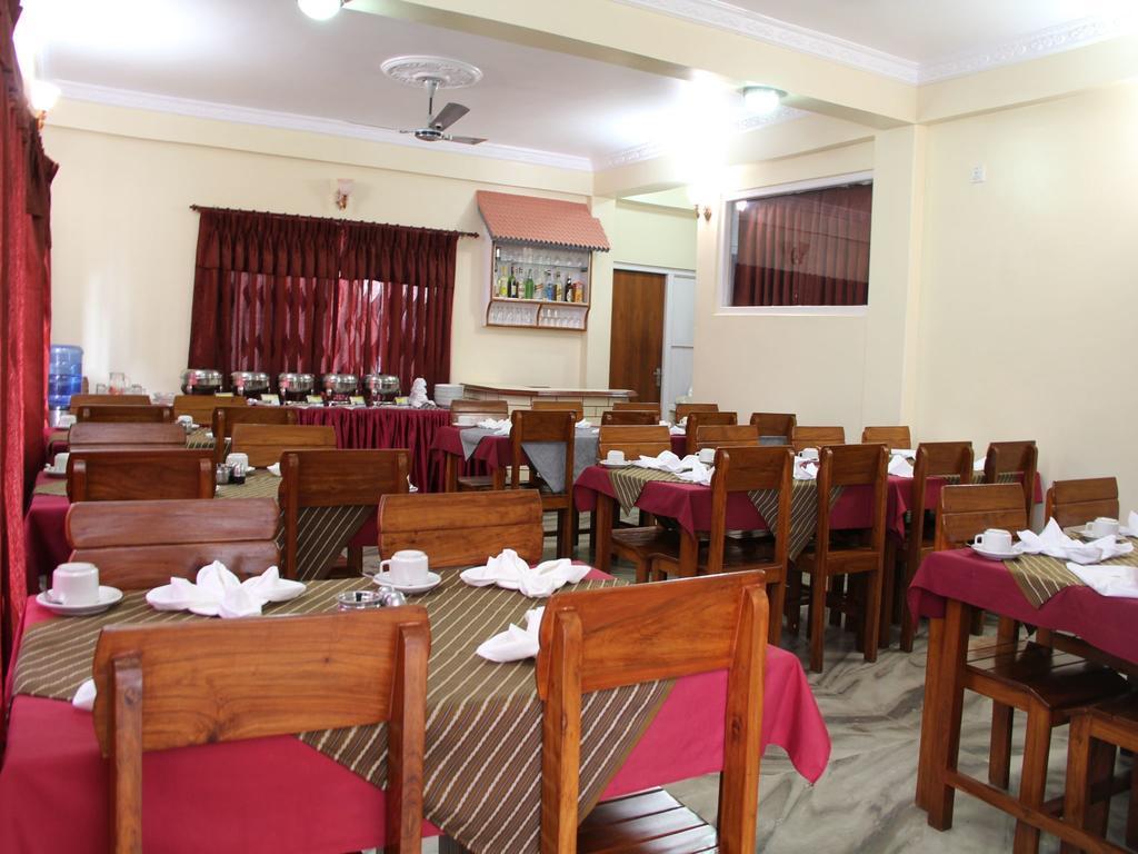 Hotel Asia Pokhara Bagian luar foto