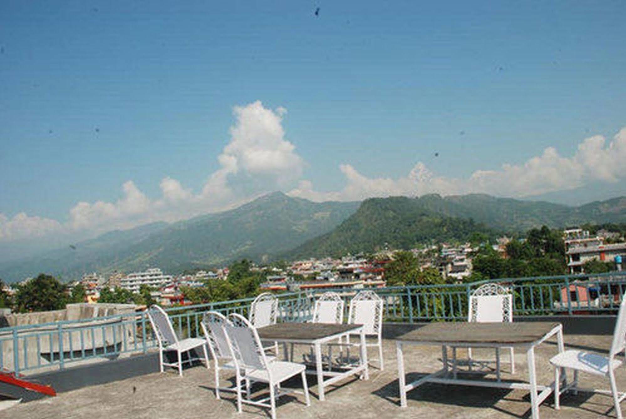 Hotel Asia Pokhara Bagian luar foto