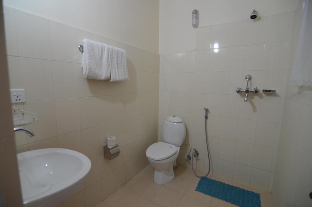 Hotel Asia Pokhara Bagian luar foto